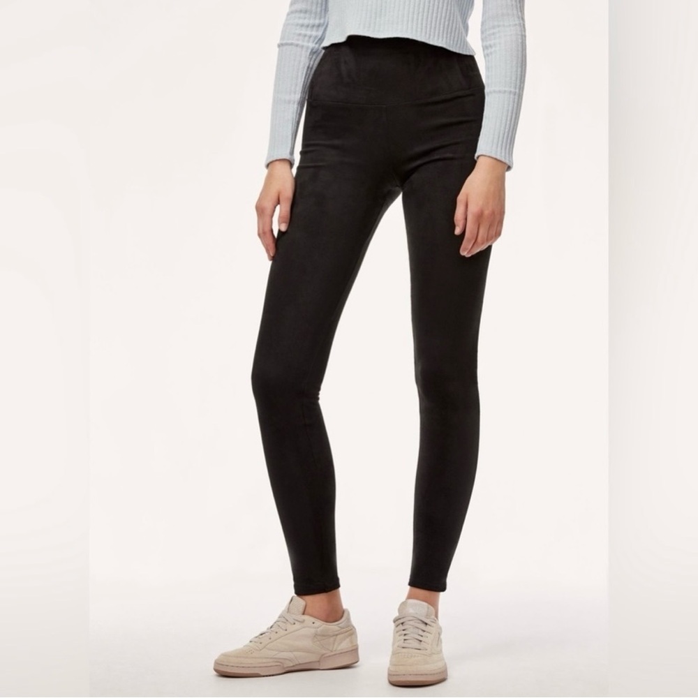 Aritzia Wilfred Free Daria Pant Black Vegan Suede Size Medium EUC